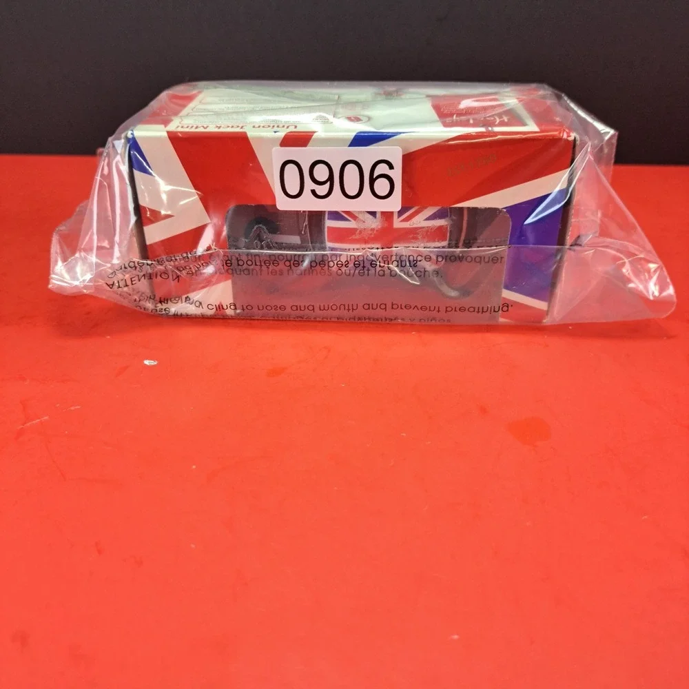Hamleys Union Jack Mini Toy Car Green Metallic London Souvenir New (